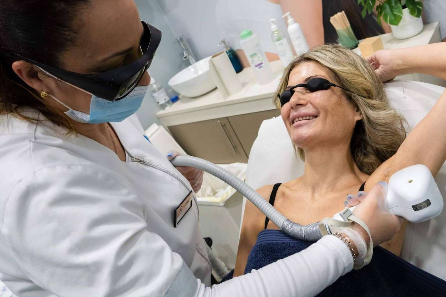 Adiós al vello corporal con la depilación láser de los centros 360Clinics