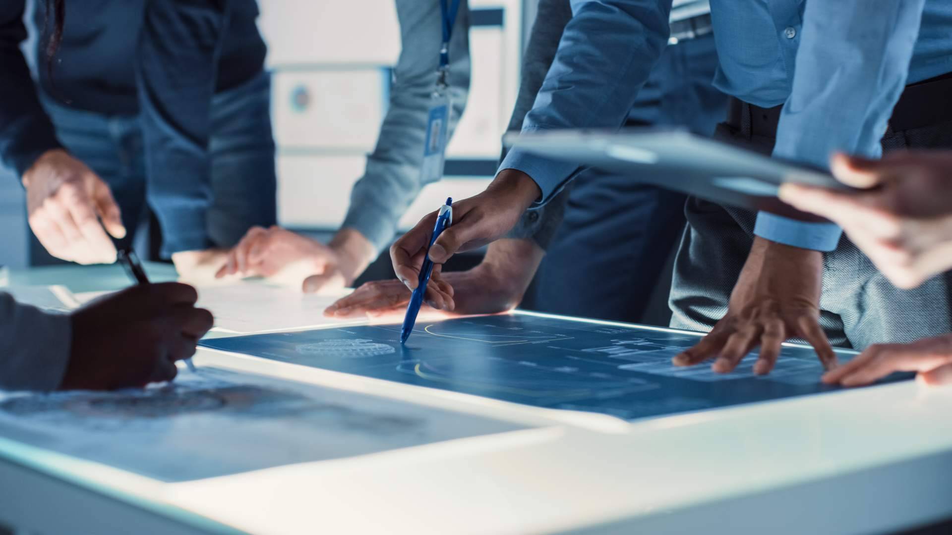 Los especialistas en soluciones de desarrollo de software a medida para cualquier tipo de industria de Ceesa