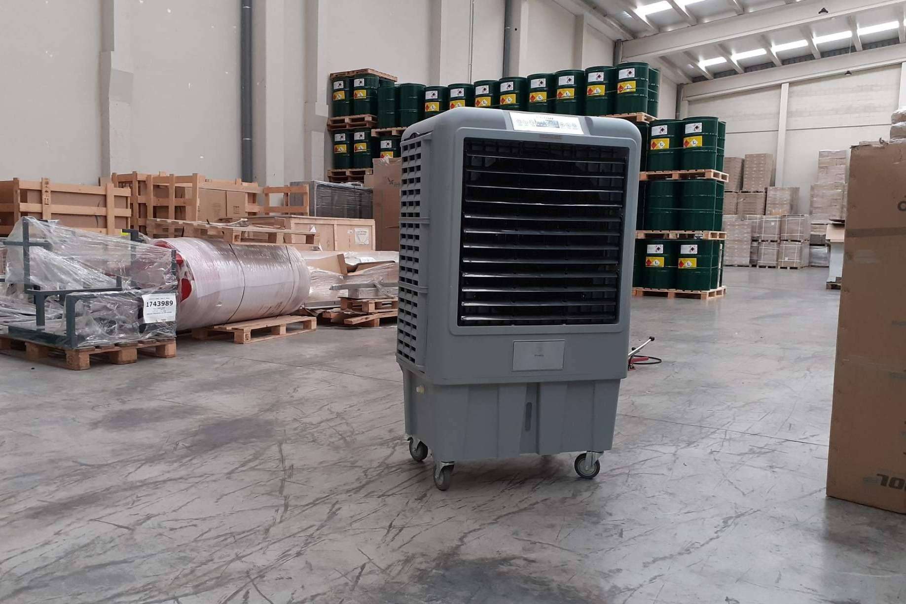 La empresa Esencial Cool ofrece equipos de climatización evaporativa portátil