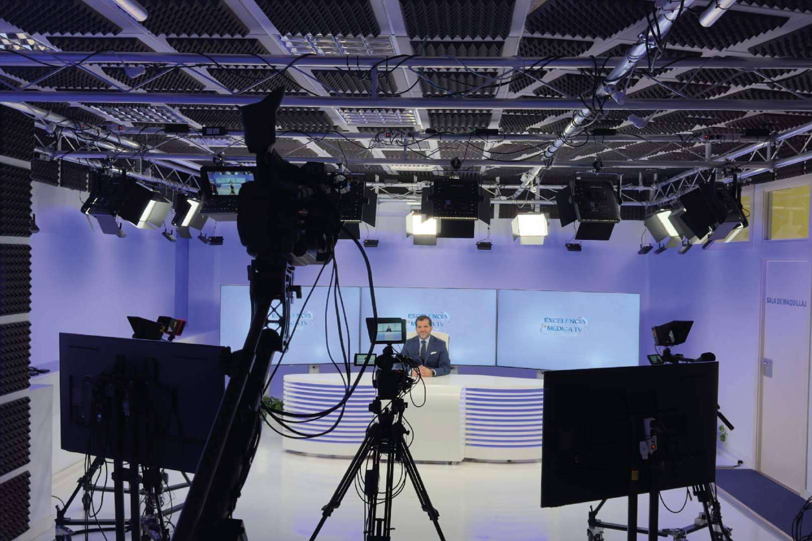 Entrevista a Ricardo Rosende, director del medio de comunicación sanitario Excelencia Médica TV