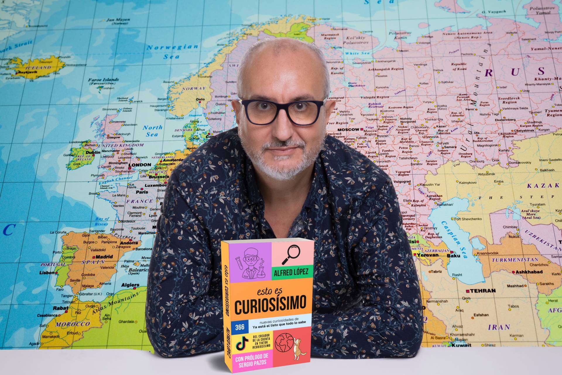 Alfred López presenta su nuevo libro de curiosidades; 'Esto es CURIOSÍSIMO'