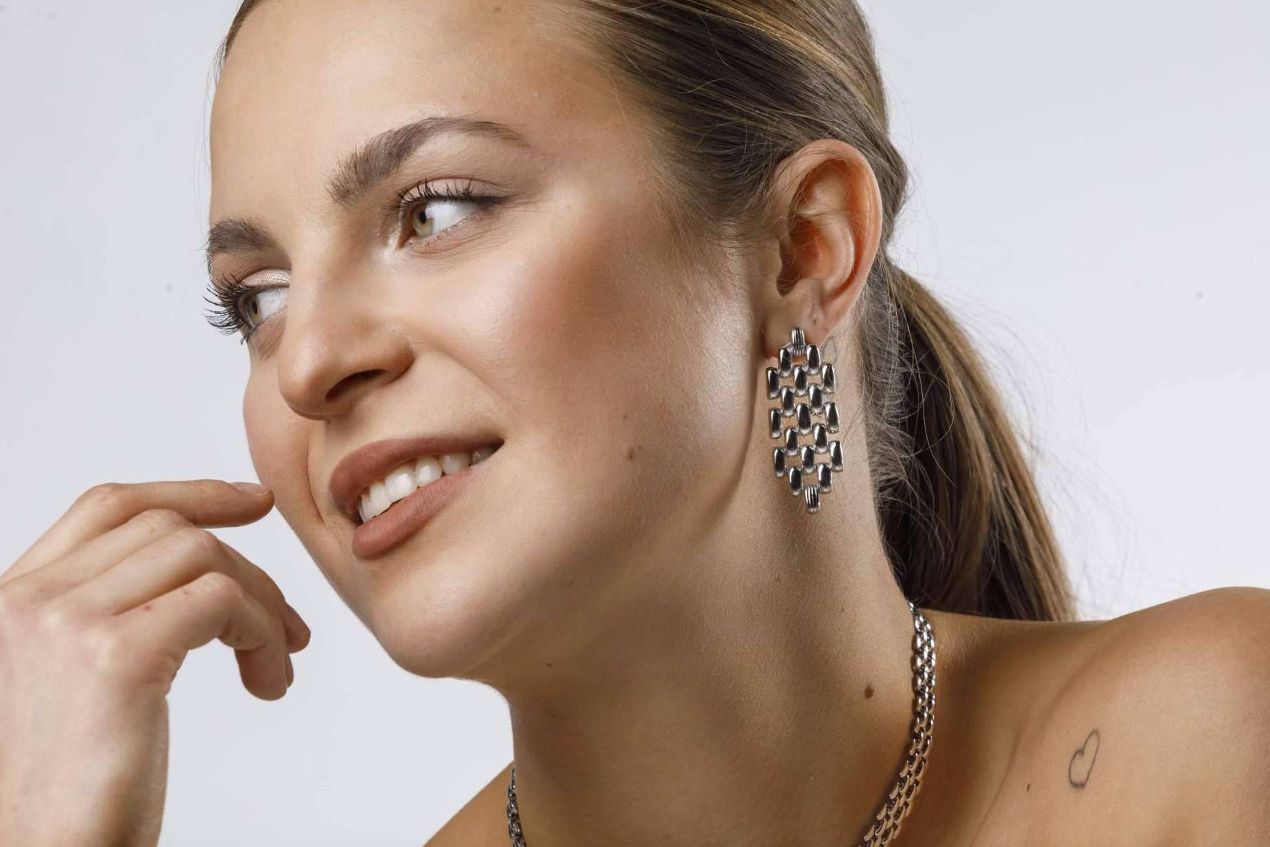 La línea de Joyas waterproof para disfrutar del verano de Myss Jewels