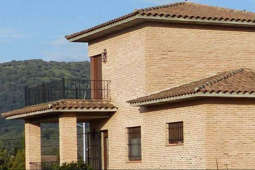 Una arquitectura que abarca una amplia gama de espacios con Cóncava Arquitectura