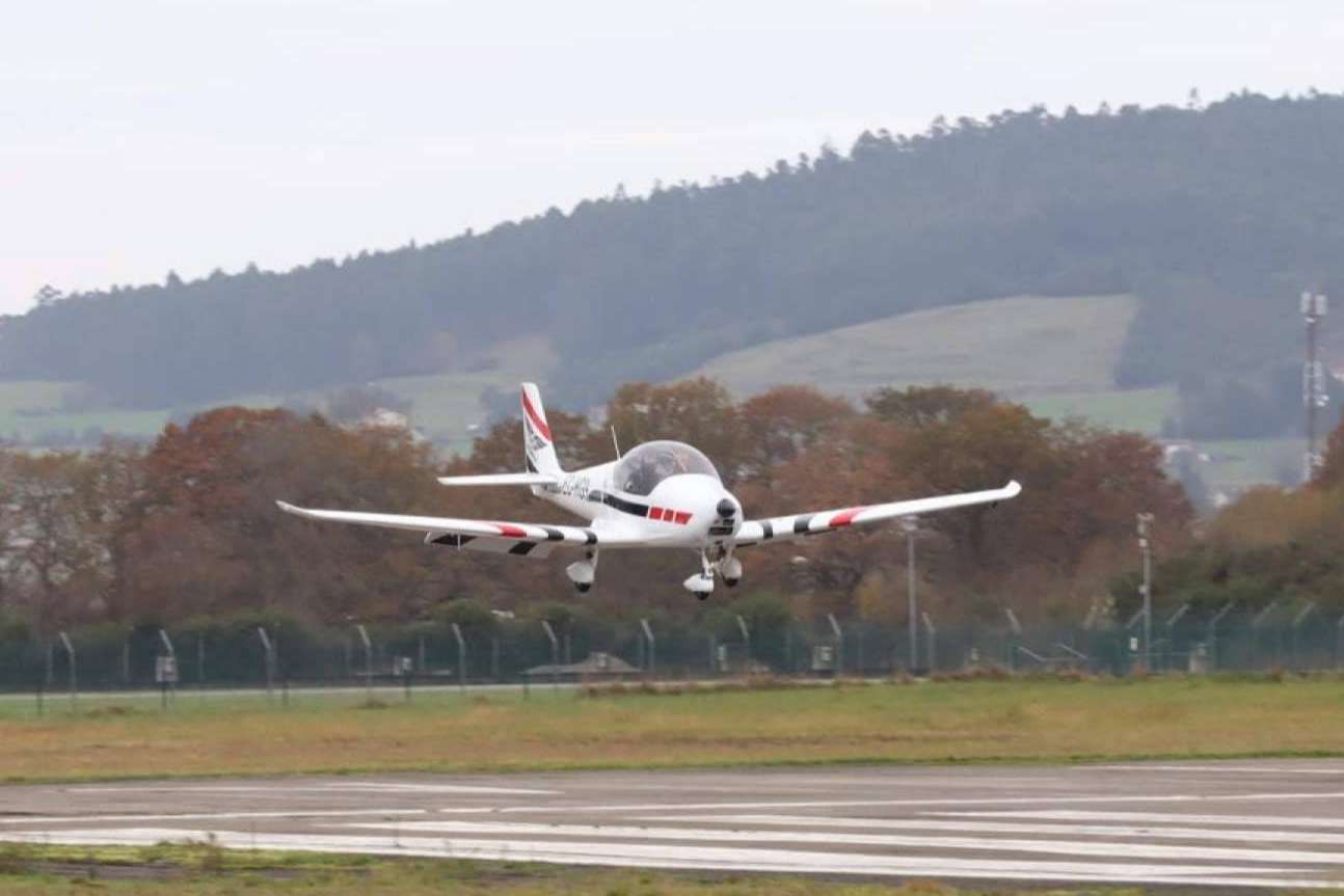 Obtener una licencia de piloto de vuelo ULM con la guía completa de Asturfly