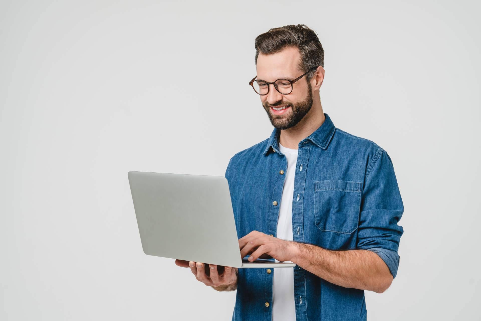 La oportunidad de ahorrar y comprar portátiles baratos con Jet Computer