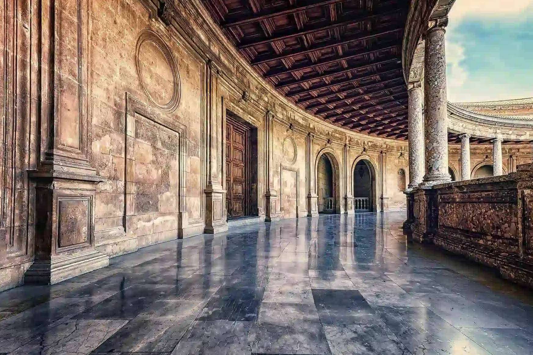 Explorar Granada y la Alhambra con la guía completa de My Top Tour