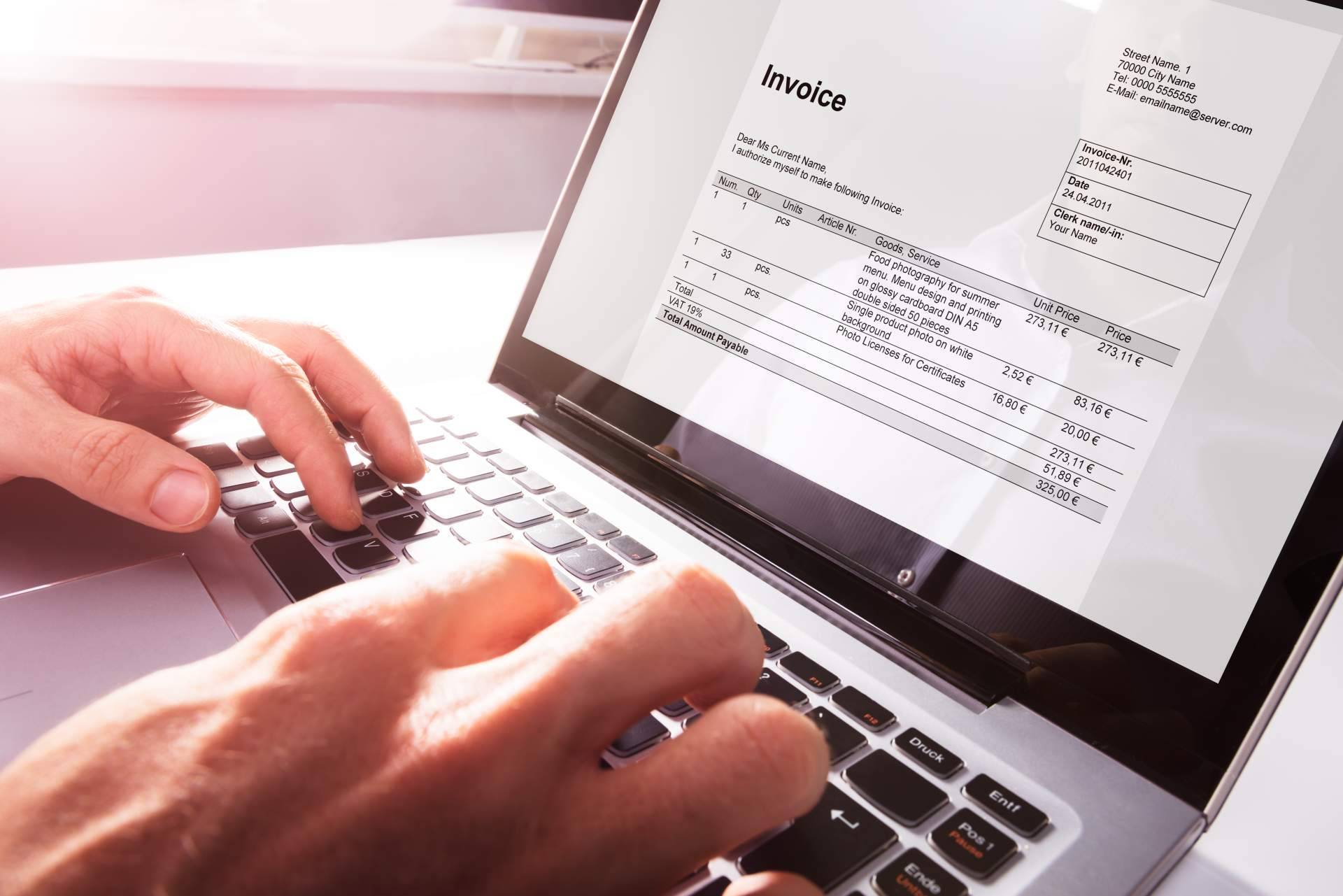 FacturaScripts ofrece un software de contabilidad integrada a la facturación para pymes y autónomos