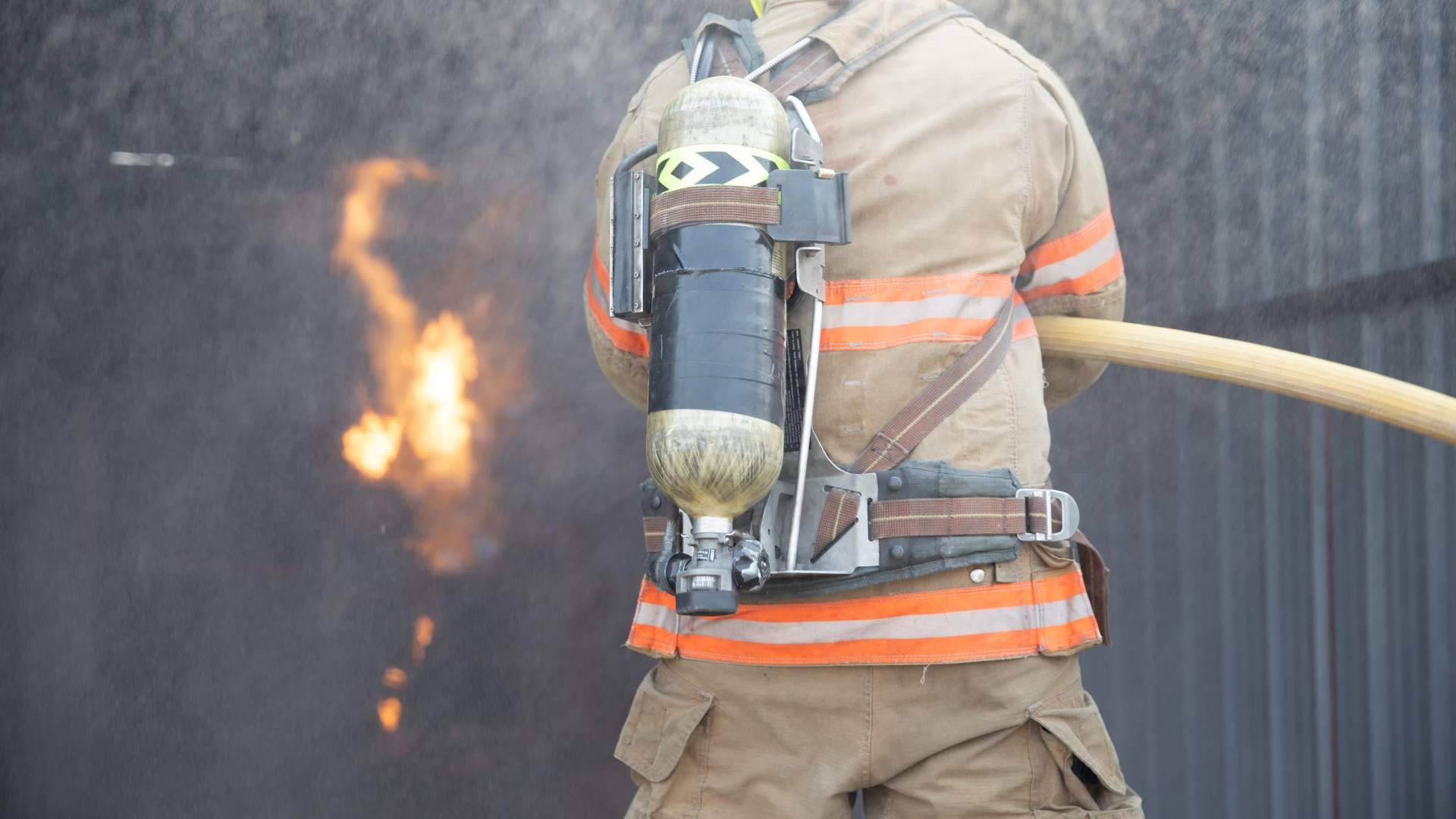 Opositar a bombero es más sencillo con el acompañamiento de NB Oposiciones