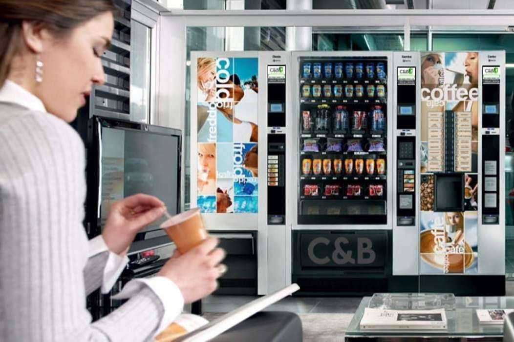 Beneficios de las máquinas expendedoras de bebidas frías, por C&B Señor
