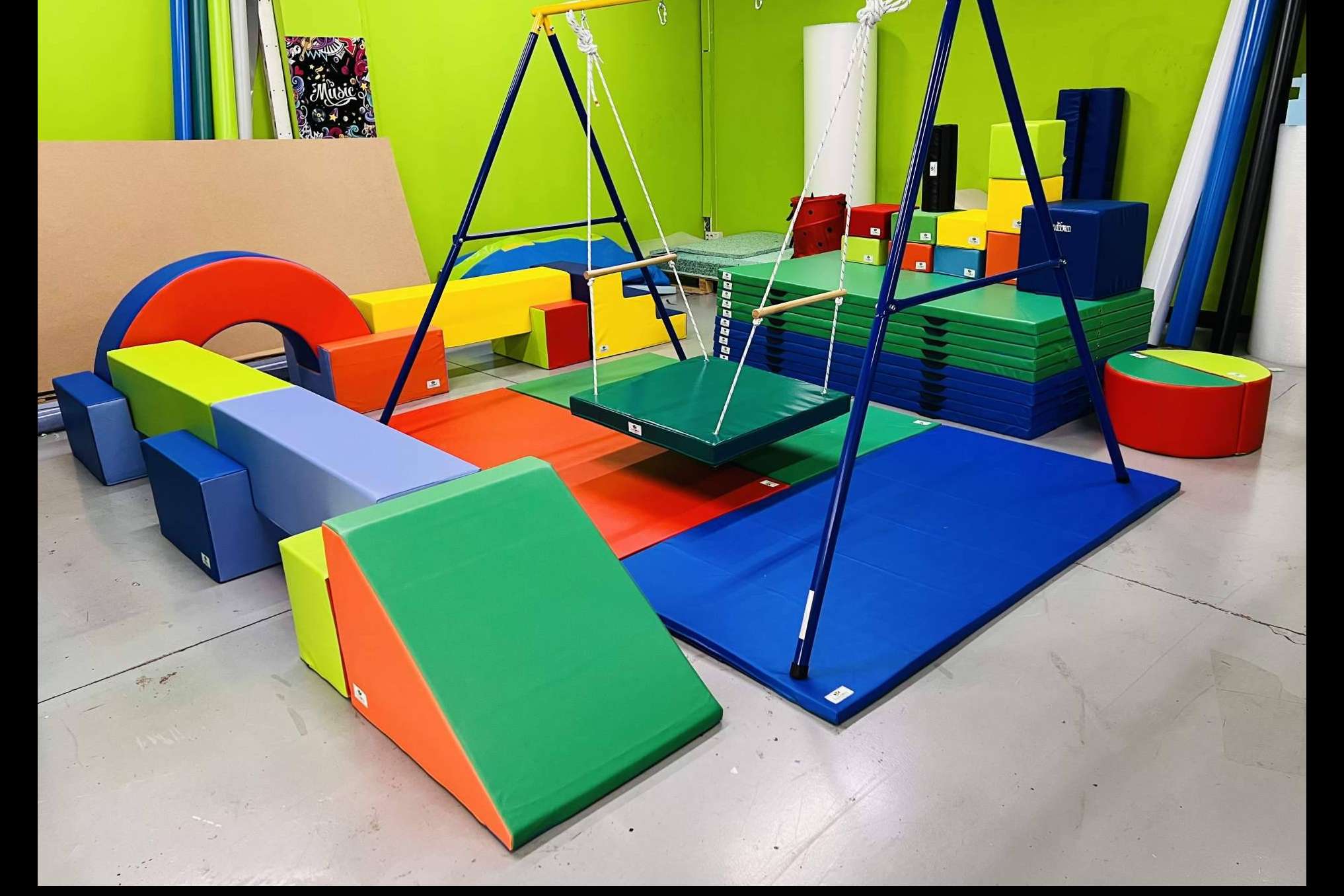 LUDIFOAM ofrece una serie de equipamientos para salas de psicomotricidad