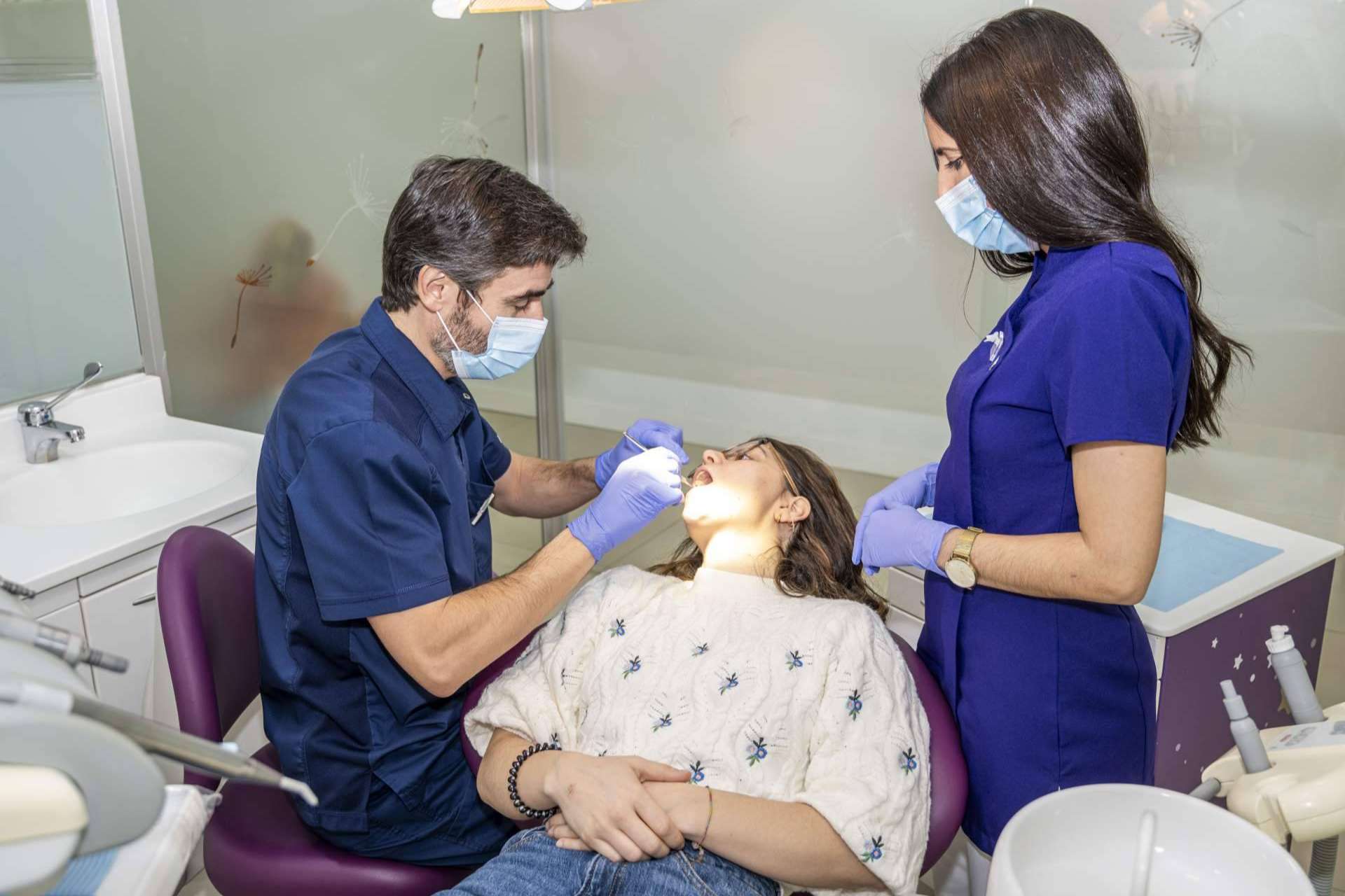 Más allá de la estética; beneficios de la ortodoncia en la salud general de los adultos según Clínicas Prieto&Serrano