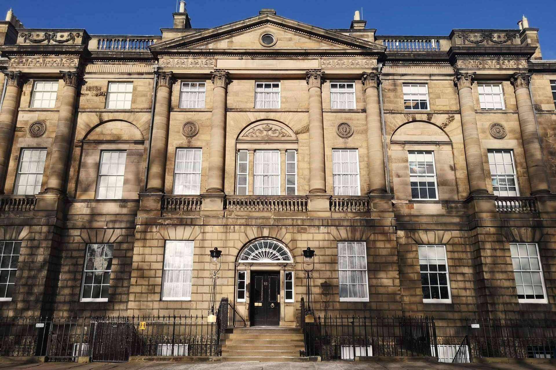 Qué lugares icónicos de Edimburgo se pueden ver en los tours de Edimburgo Tip Tours