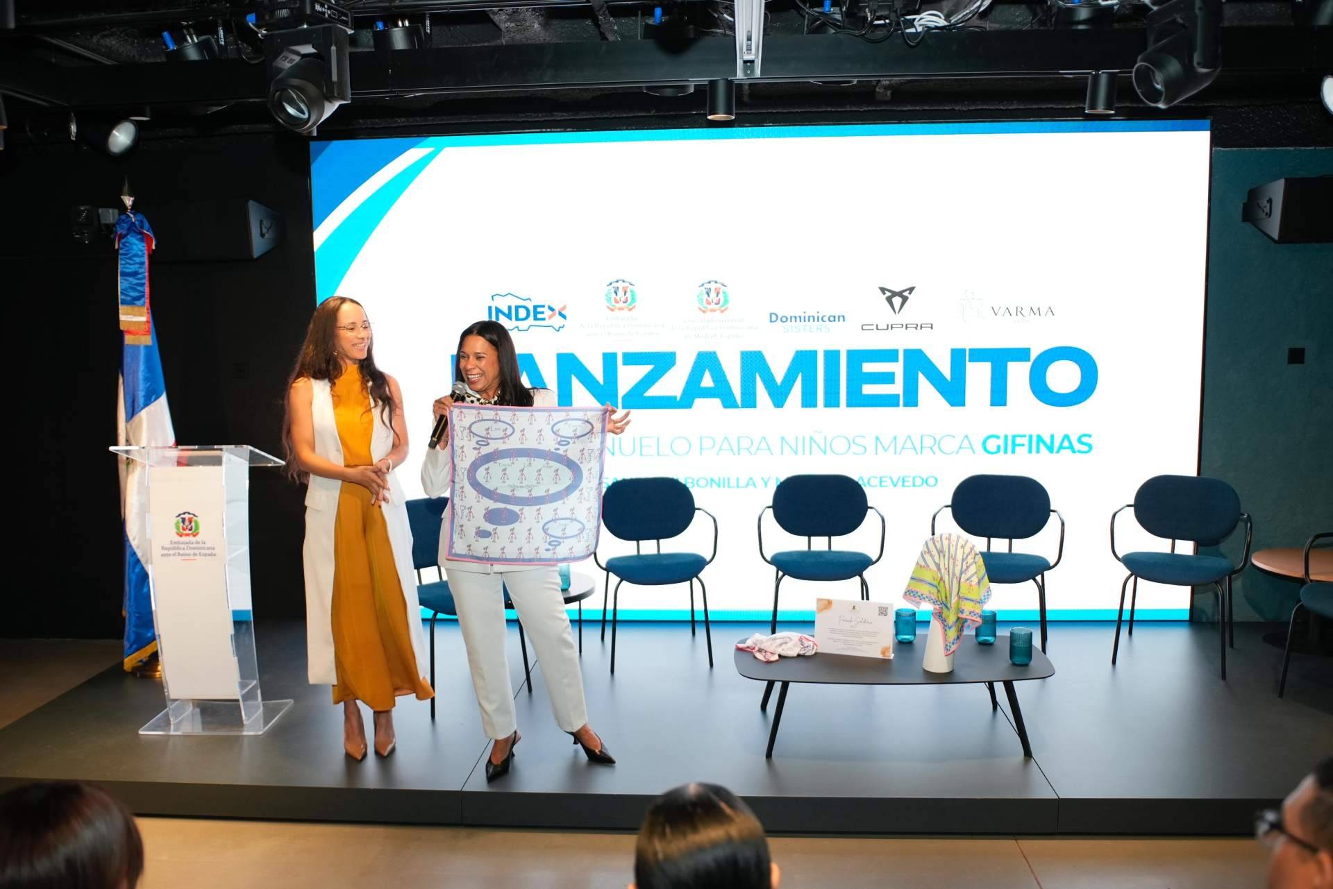 'Bery', el pañuelo solidario de Gifinas