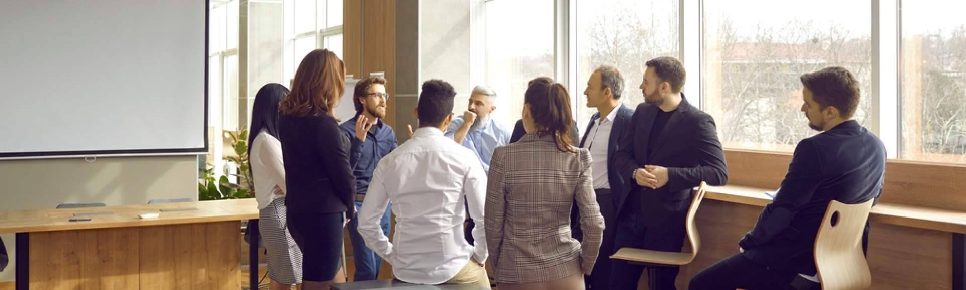 Másteres y posgrados online de IEAD, formación ejecutiva flexible para profesionales