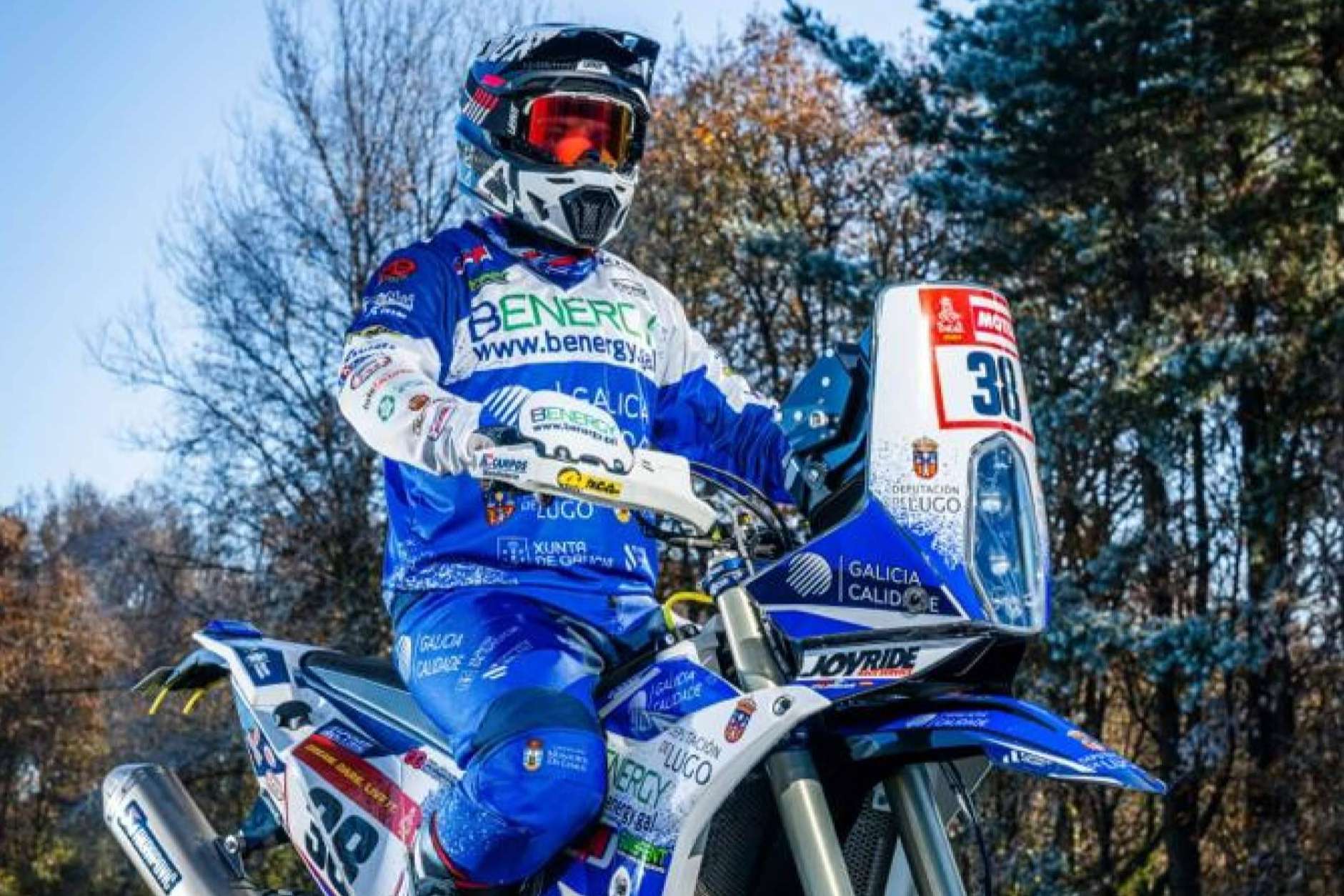 Vinilos personalizados para motos offroad y quads, la propuesta de ADHESIVOSEMBARRADOS