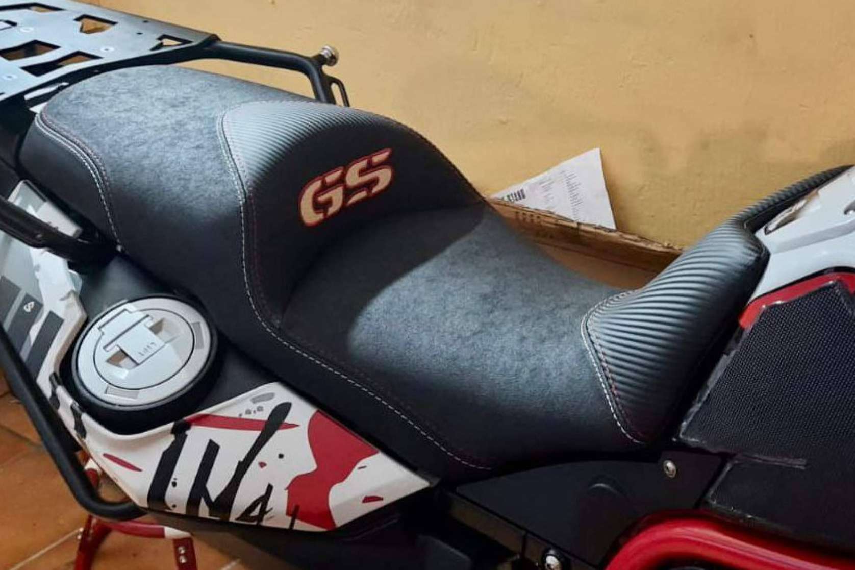 JM Fundas y su servicio de tapizado de asiento de motos online