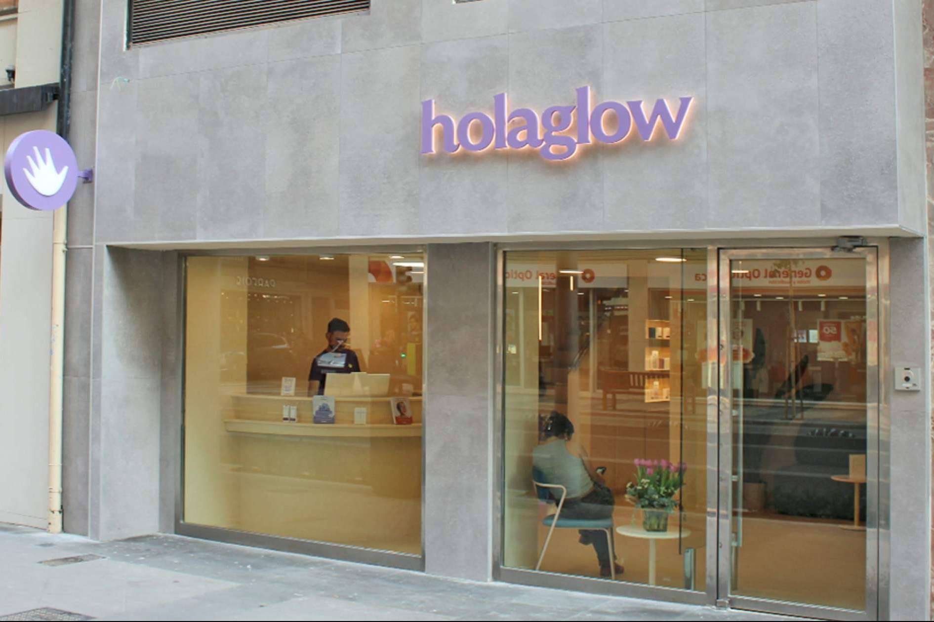 Los 'match points' de Holaglow; digitalización, excelencia y seguridad en la medicina estética