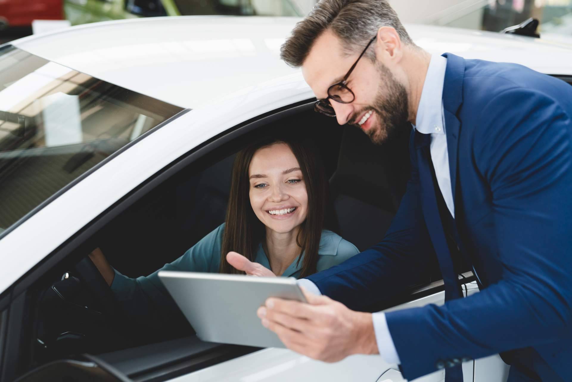 Franquicia de alquiler de coches, Alquicoche presenta su sistema de afiliación para empresas del sector automovilístico