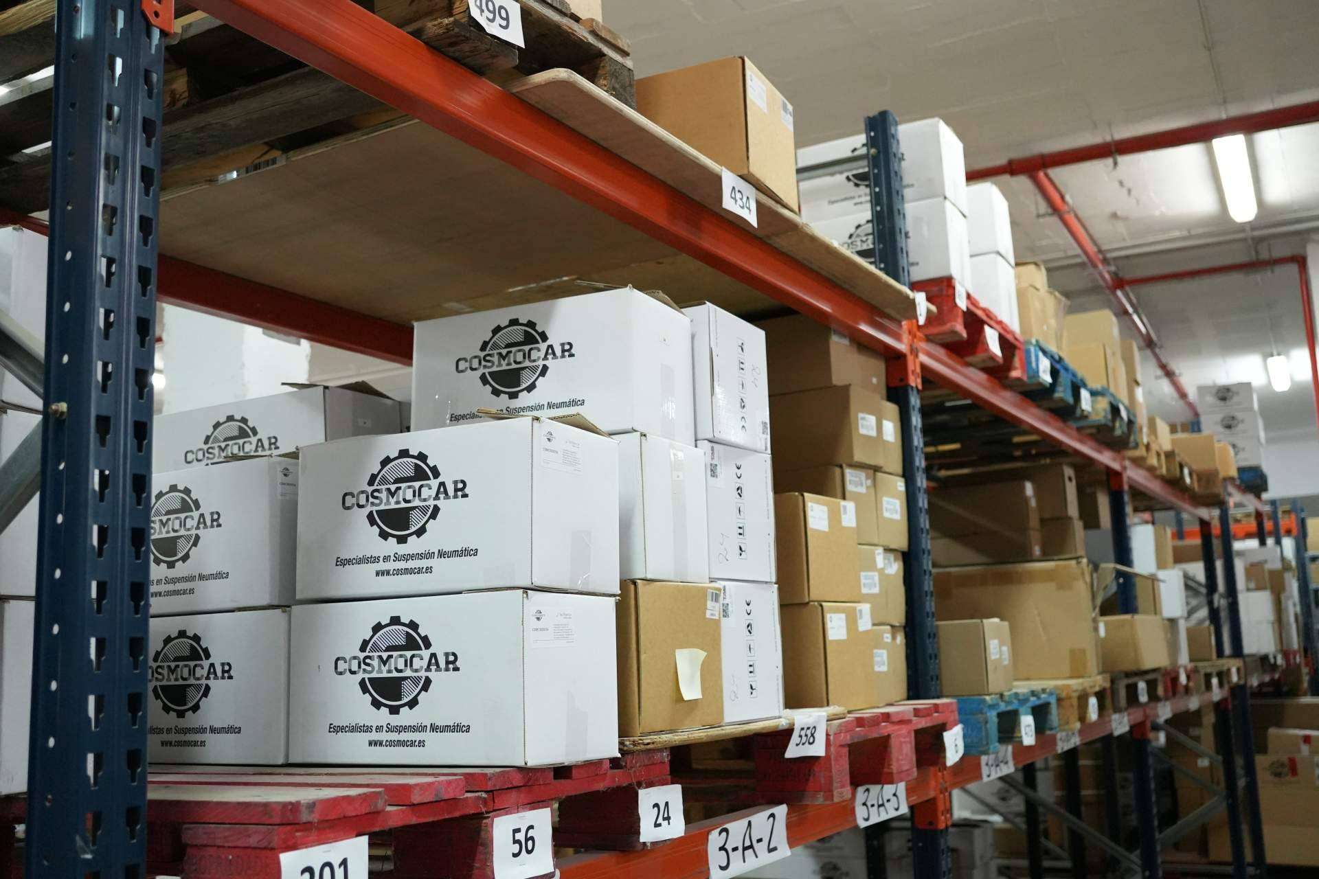 Más de medio millón de referencias en stock refuerzan el servicio post-venta de Cosmocar