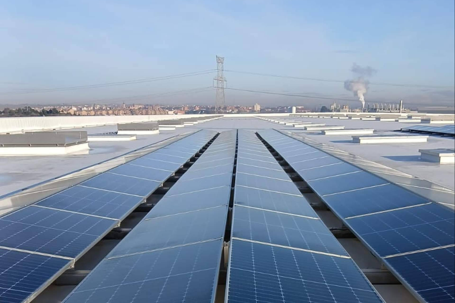 Cómo los PPAs solares permiten a las empresas acceder al autoconsumo industrial sin inversión previa