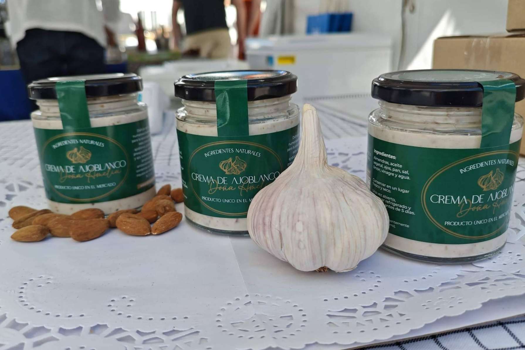 El ajoblanco para untar revoluciona su consumo con la receta familiar de Doña Amelia, ahora disponible online