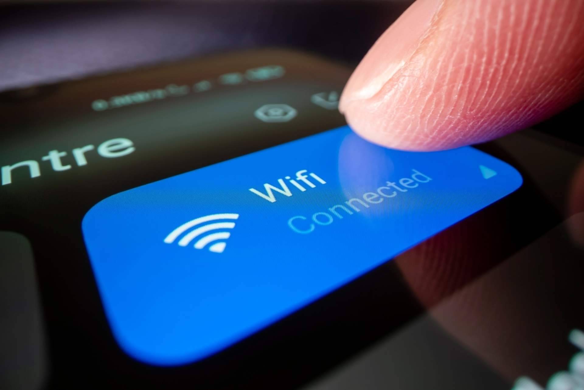 Lamartel Telecom apuesta por WIFI 7 con instalación sobre red ethernet profesional