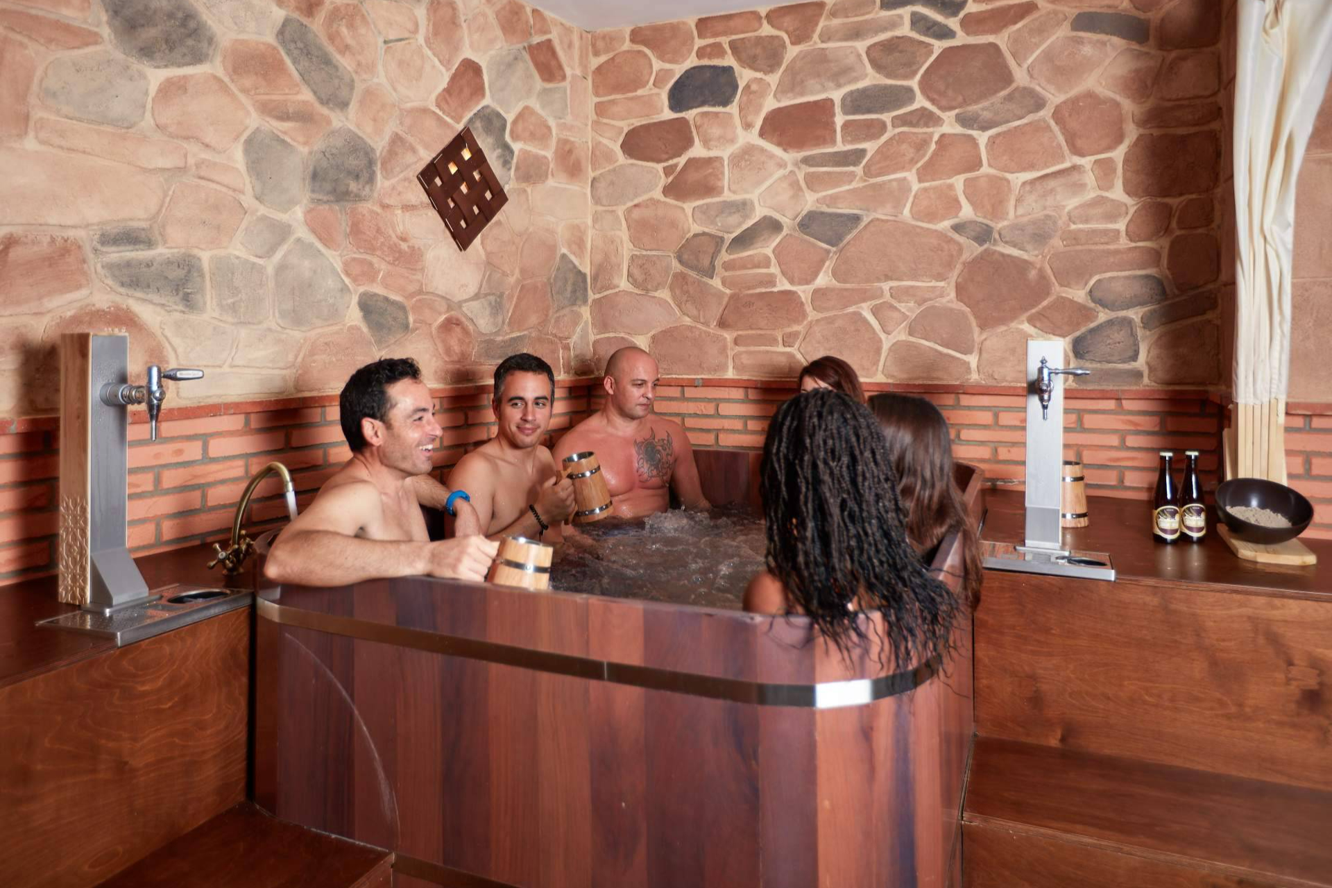 El bono regalo de Beer Spa se consolida para aniversarios, despedidas e incentivos de empresa