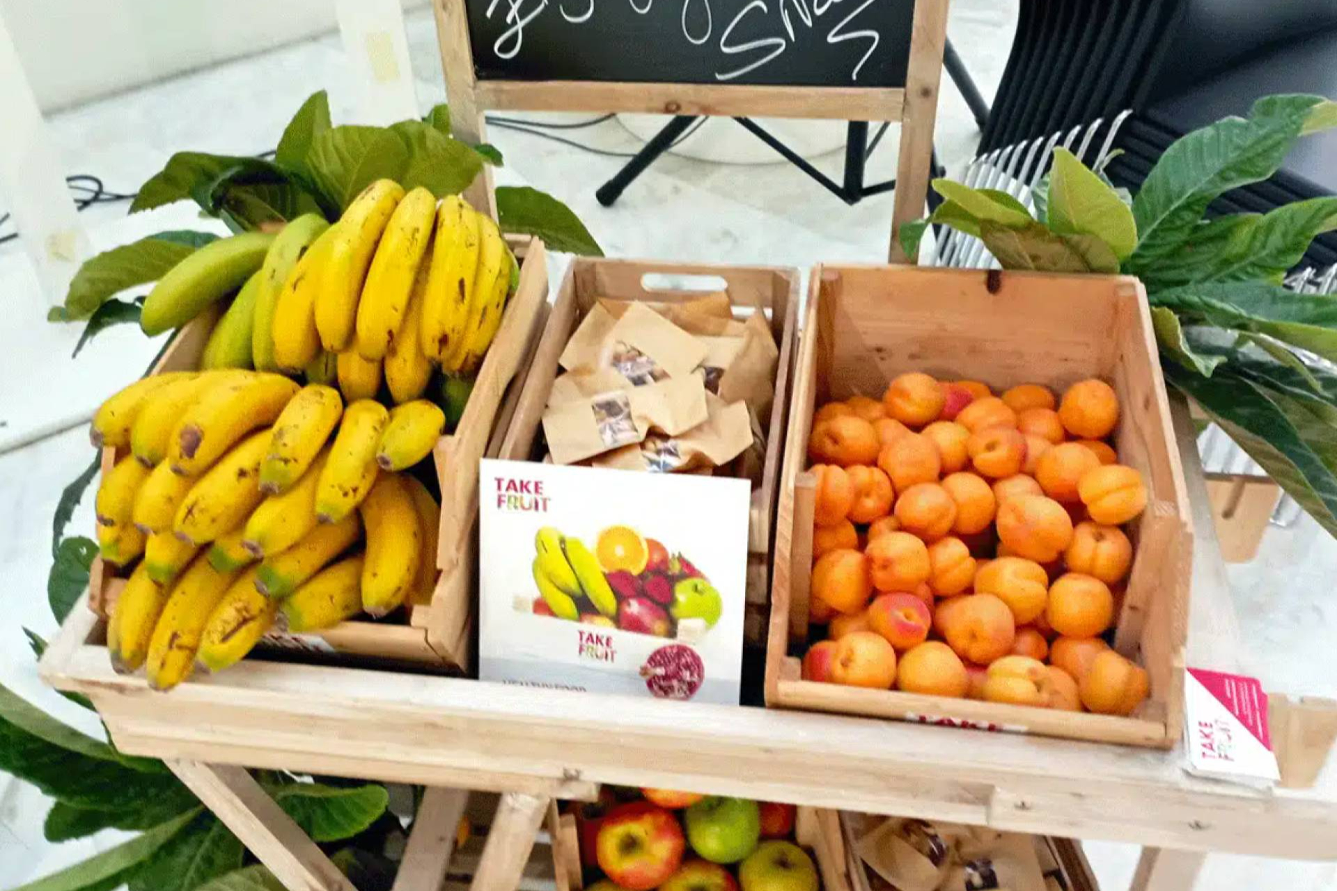 Frutas para empresas y oficinas; la solución de Take Fruit para mejorar bienestar y productividad