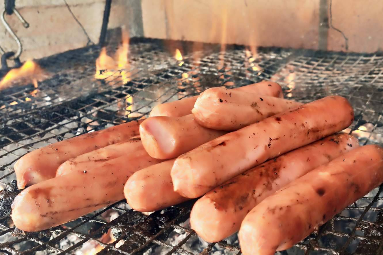 D’Carnilsa impulsa la distribución de salchicha ranchera en España con expansión a mercados europeos
