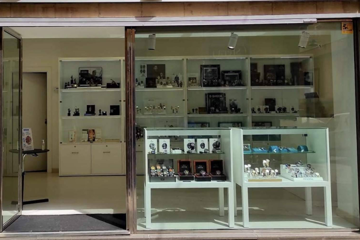 Elegance se consolida como referente en relojería y joyería especializada en Tenerife