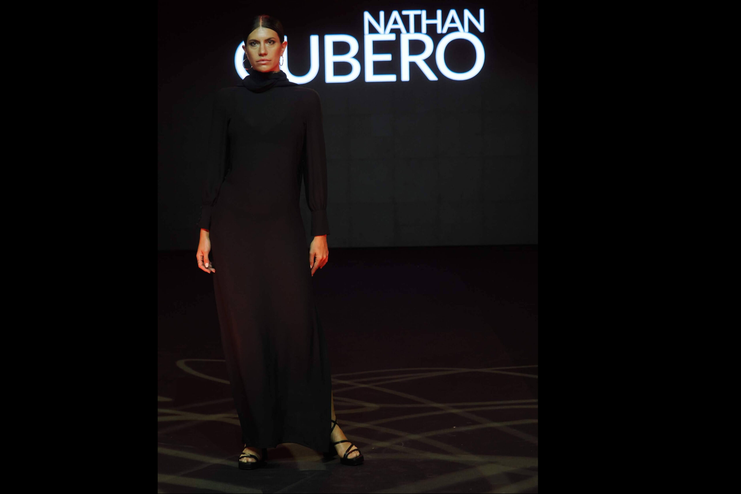 Nathan Cubero refuerza su autoridad en el Bridal de lujo contemporáneo en el marco de Atelier Couture