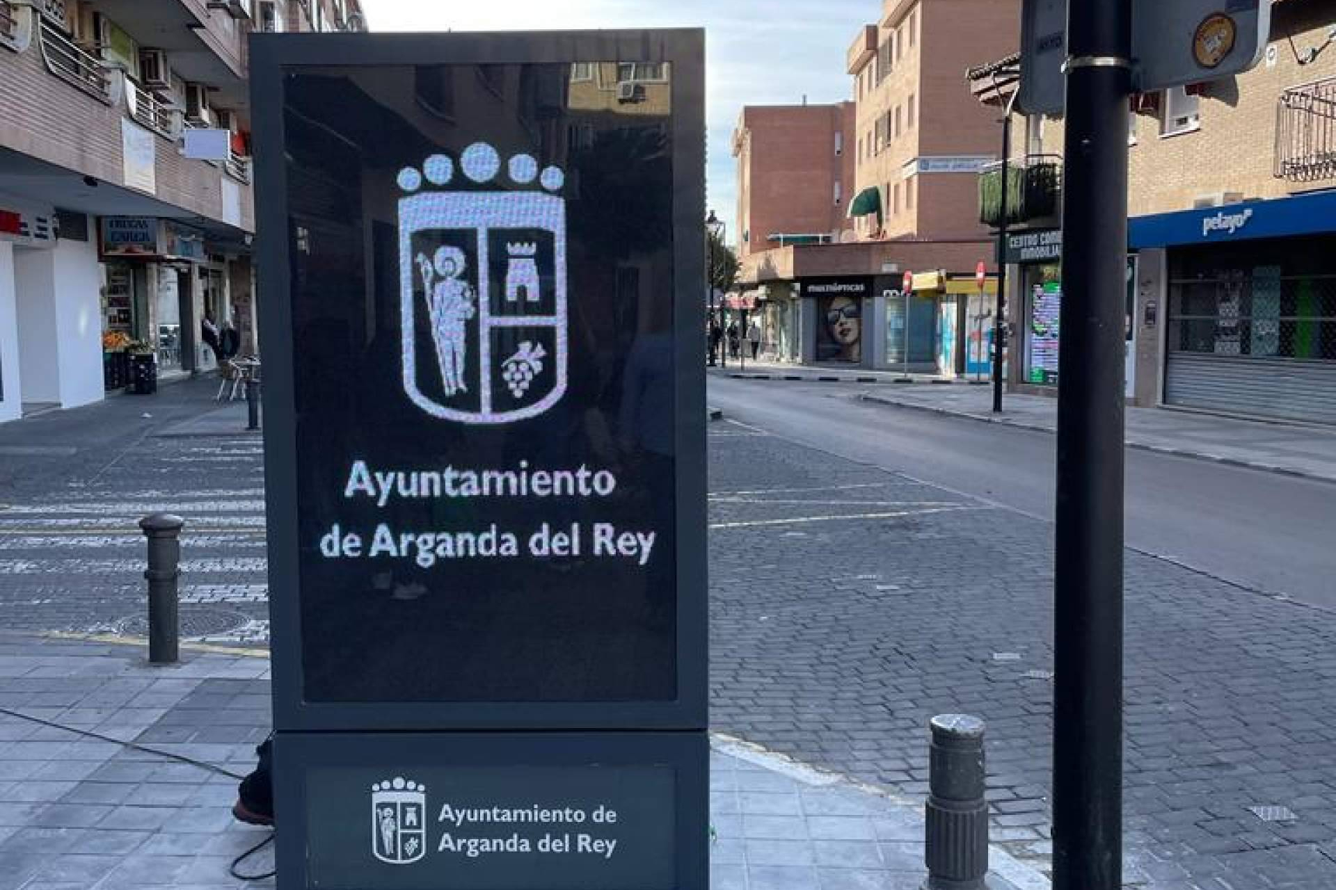 Pantallas LED para ayuntamientos, una herramienta clave en la modernización de los espacios públicos