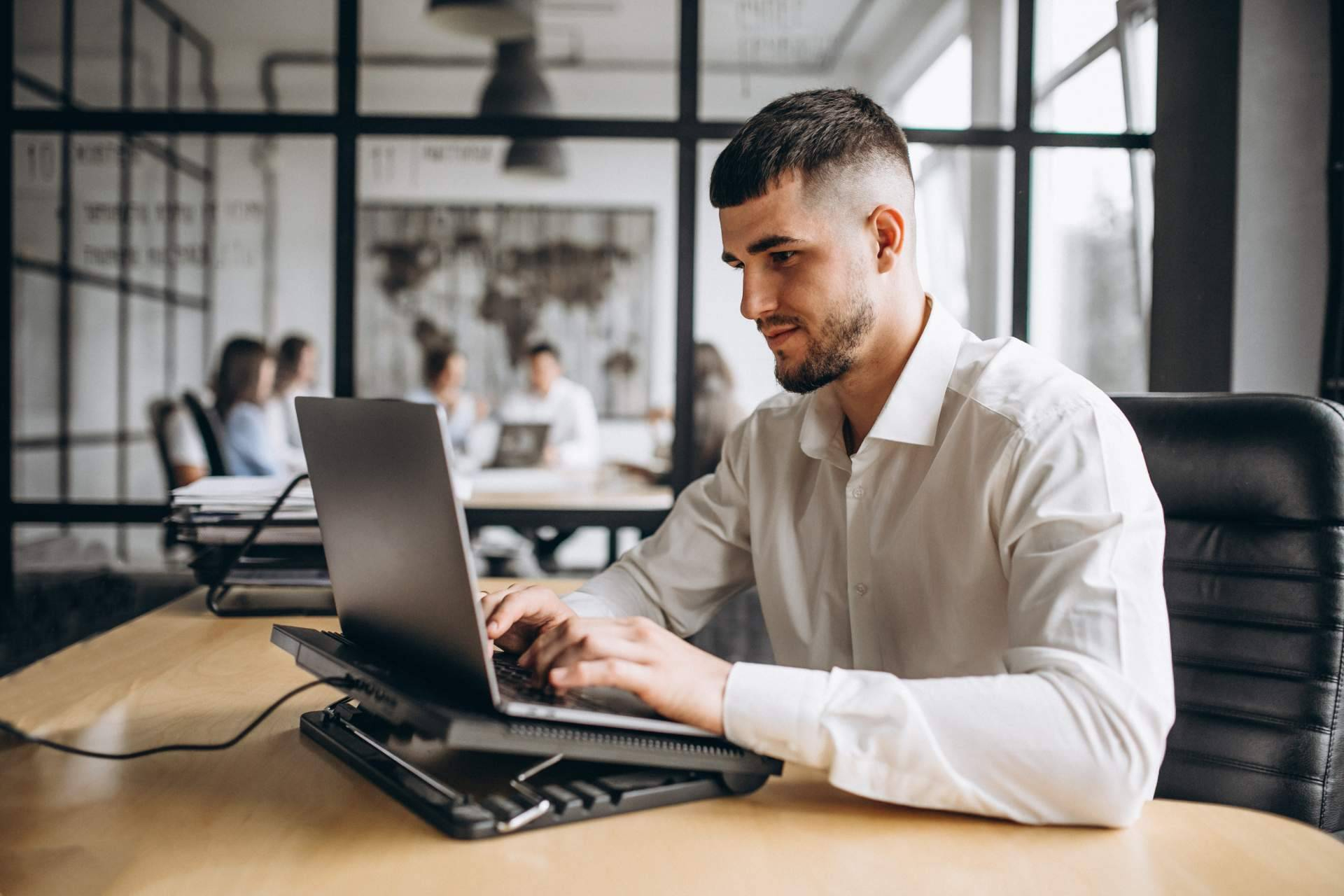 Un software de facturación eficiente optimiza la gestión y el control financiero de la empresa