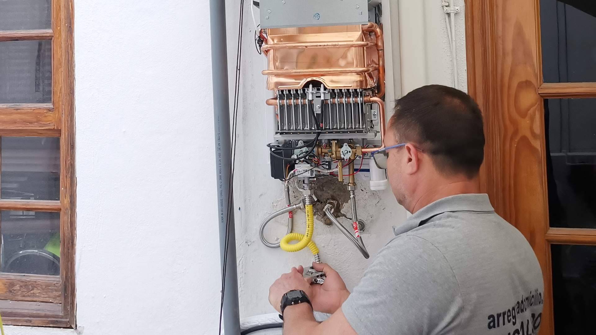 Arreglo a Domicilio ofrece servicio técnico de calentadores en Tenerife con asistencia especializada