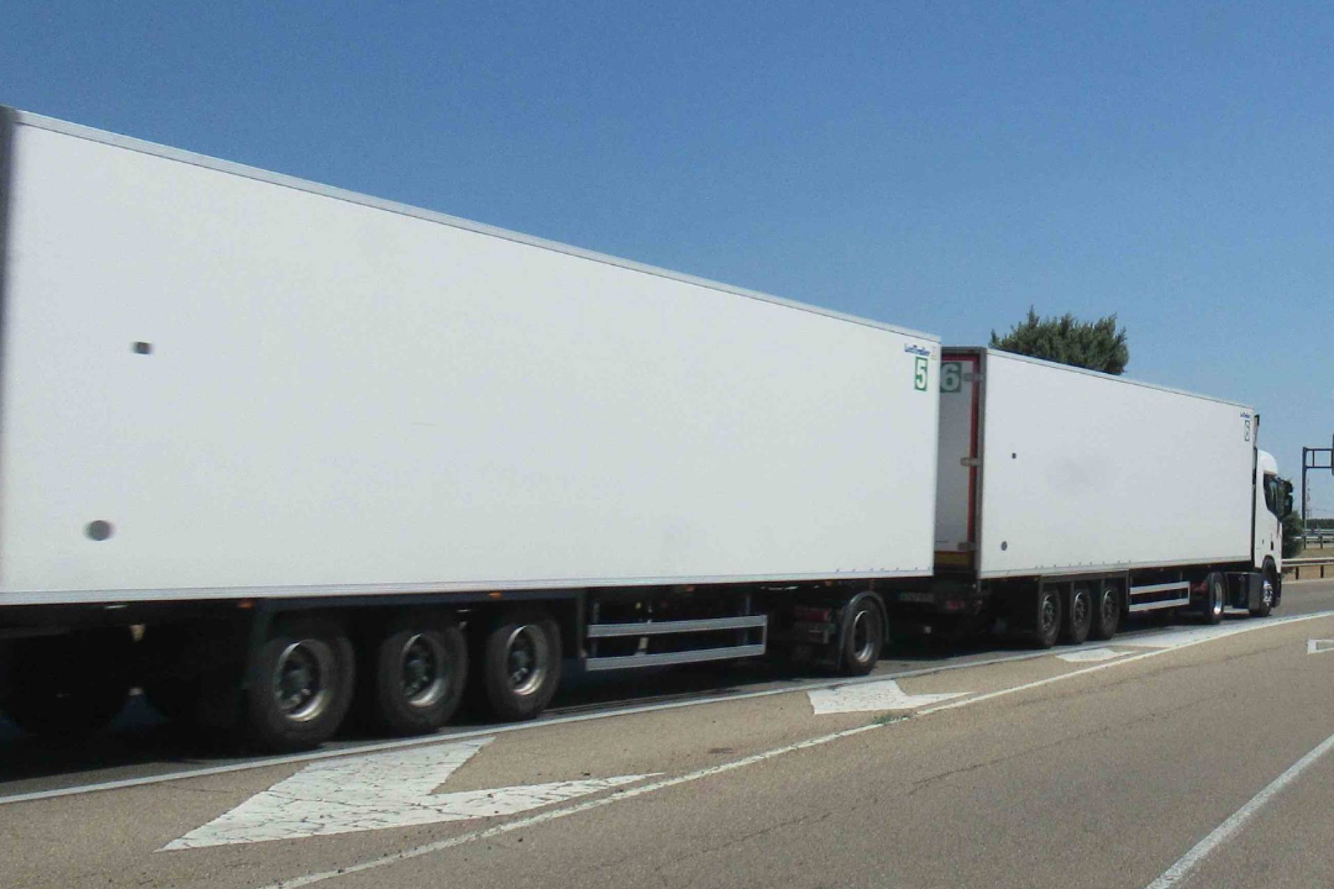 Transvolando refuerza su red de transporte internacional por carretera en Europa para empresas