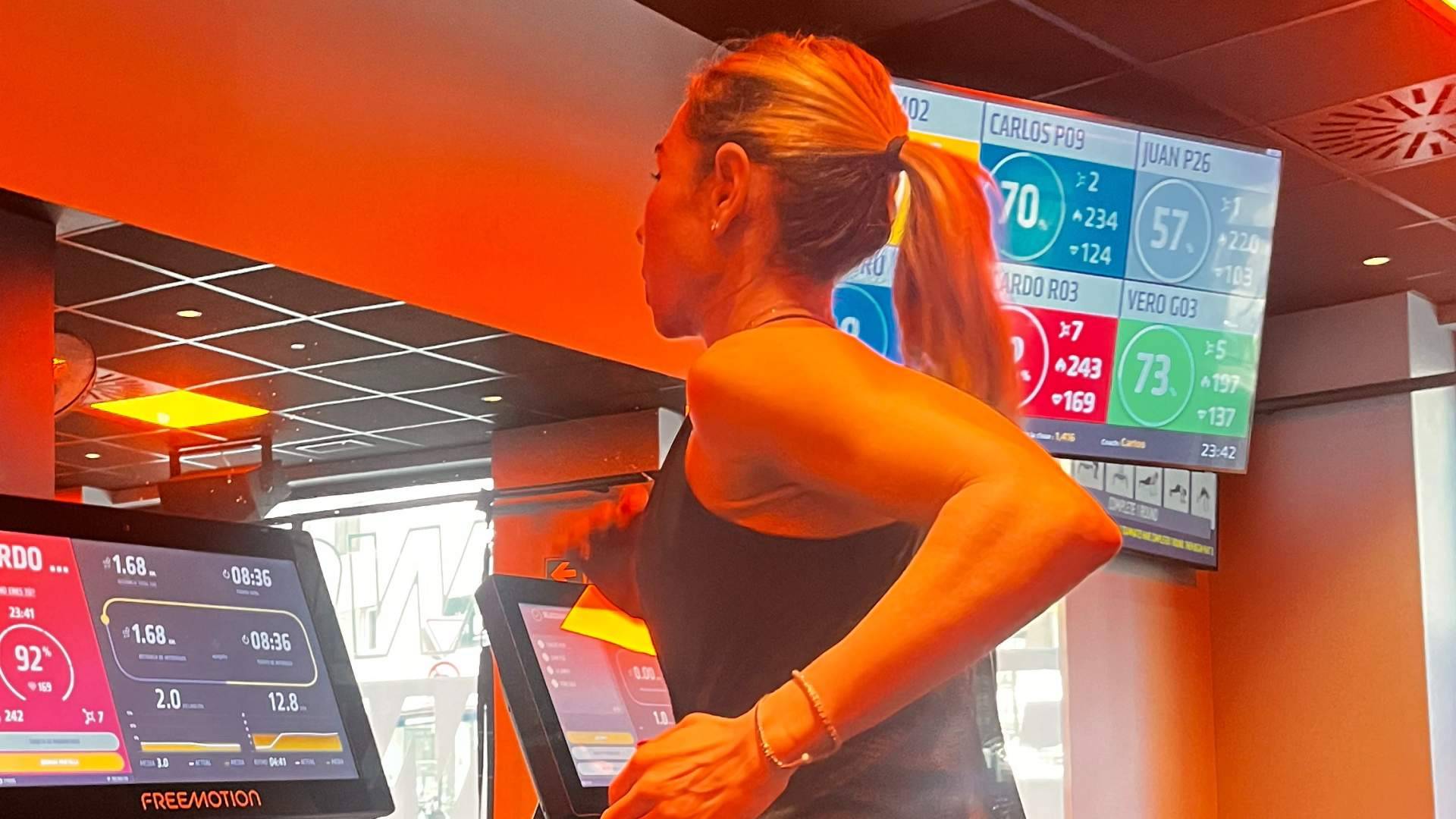 Se acabó el improvisar en el gimnasio; el método de cardio y fuerza de Orangetheory Fitness