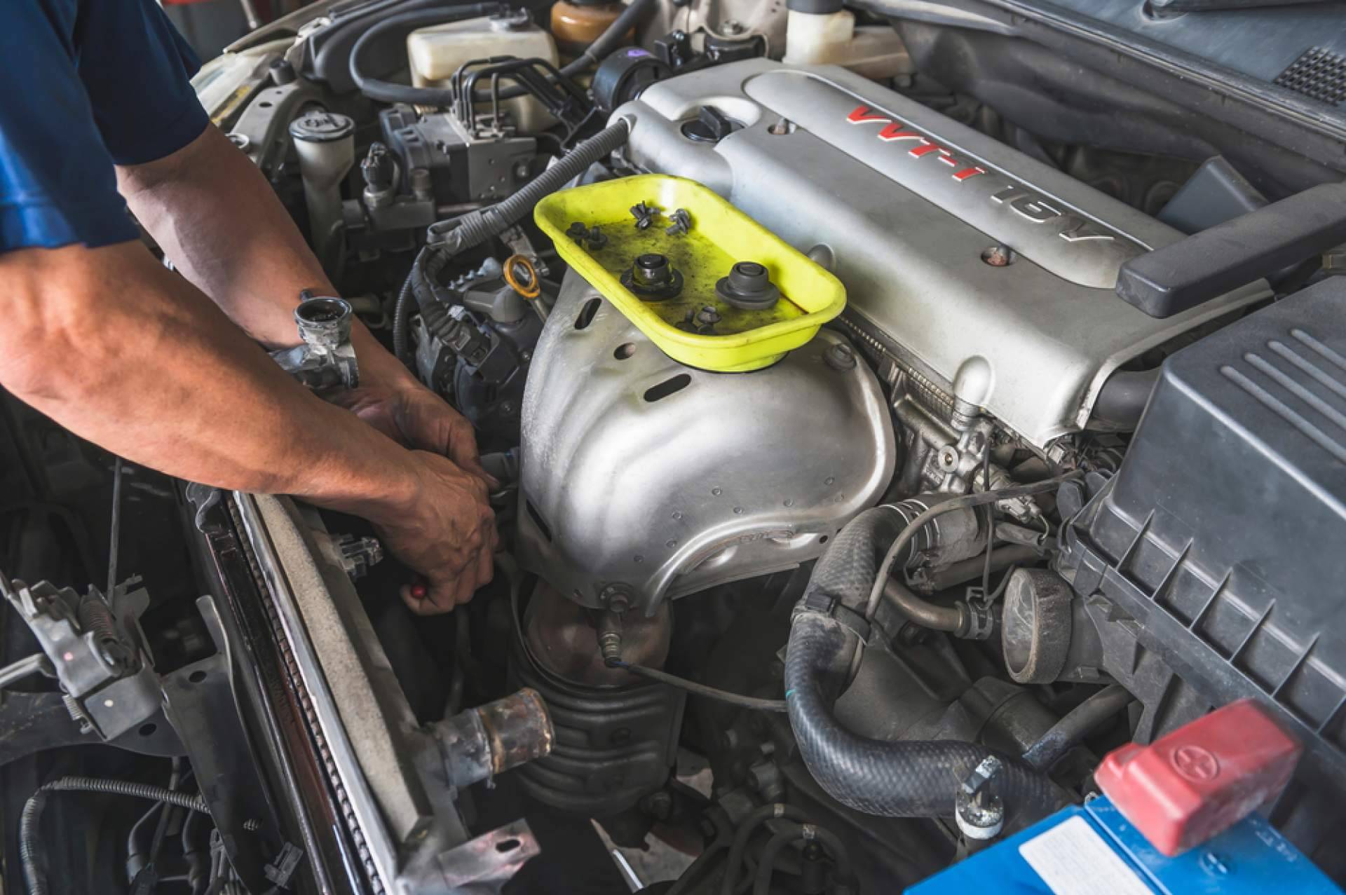Talleres Claxon explica por qué revisar los manguitos del coche ayuda a evitar reparaciones costosas