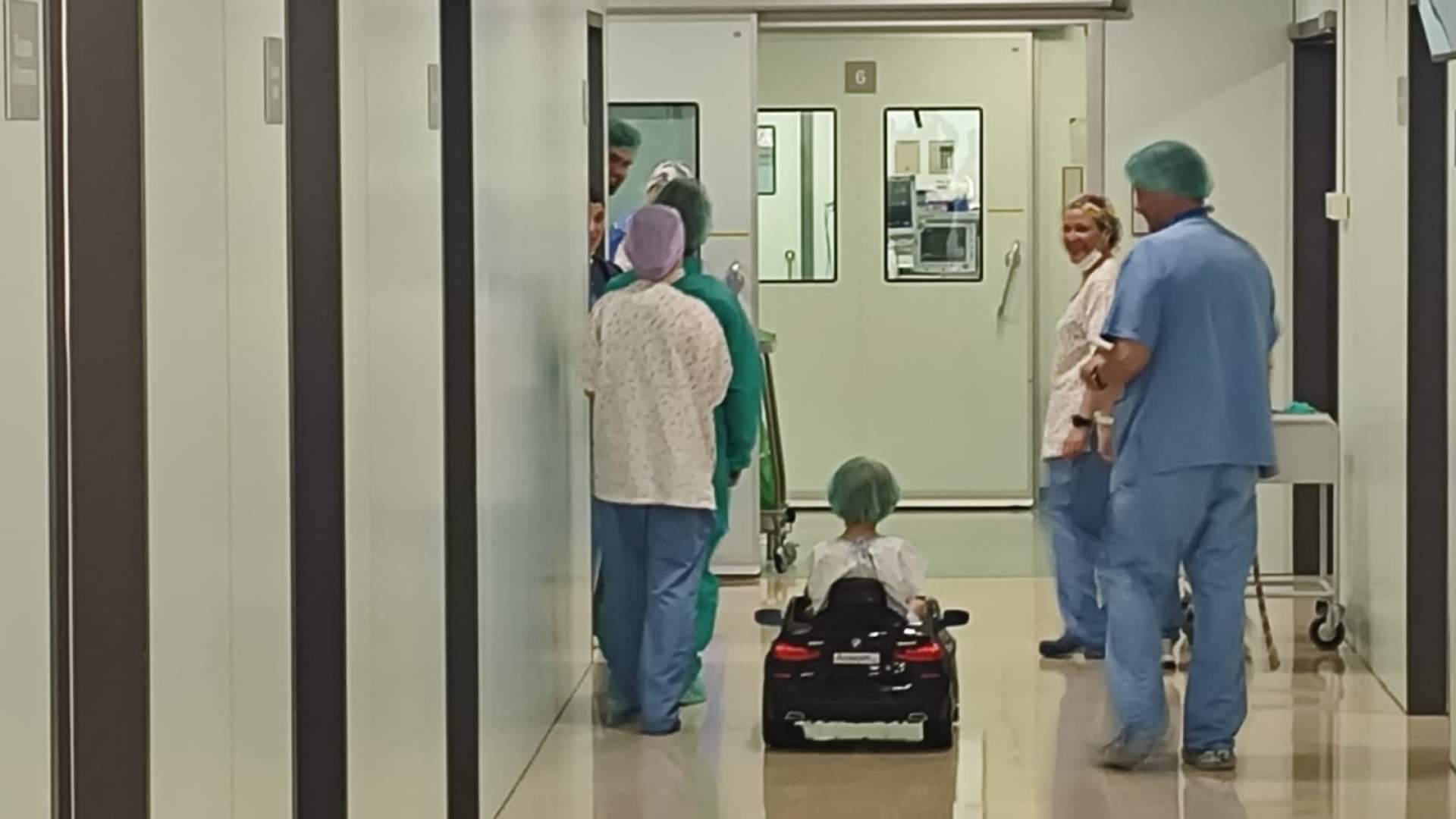Aosom.es entrega vehículos infantiles para humanizar la estancia hospitalaria en Sant Joan de Déu