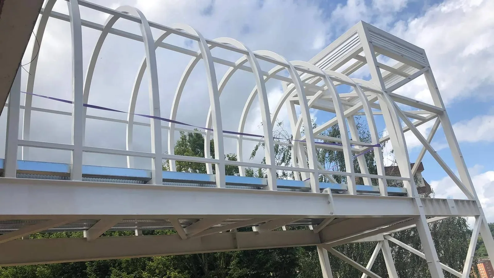 Las estructuras metálicas para ascensores y escaleras consolidan la especialización de Instalaciones Rpm