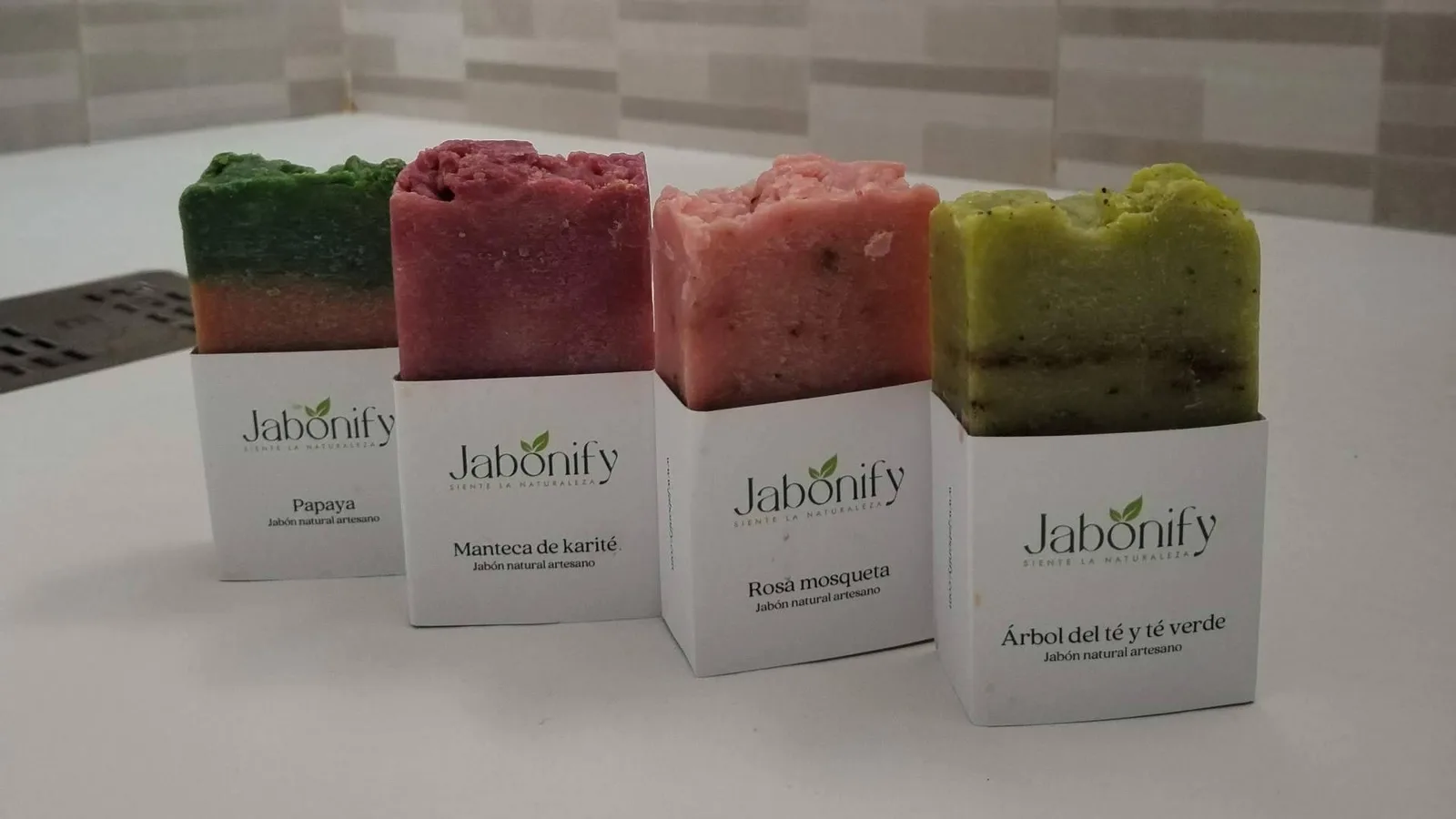El jabón en pastilla vuelve al baño; Jabonify supera los 27.000 pedidos en menos de 4 años
