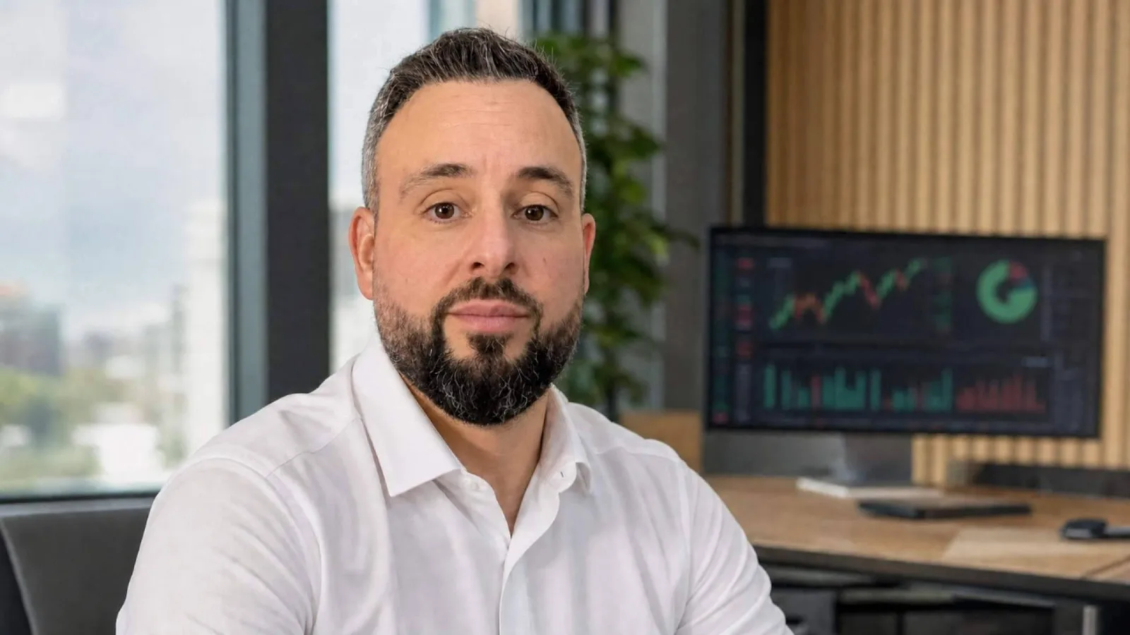 Desde Dubái, un emprendedor español democratiza el trading algorítmico con inteligencia artificial